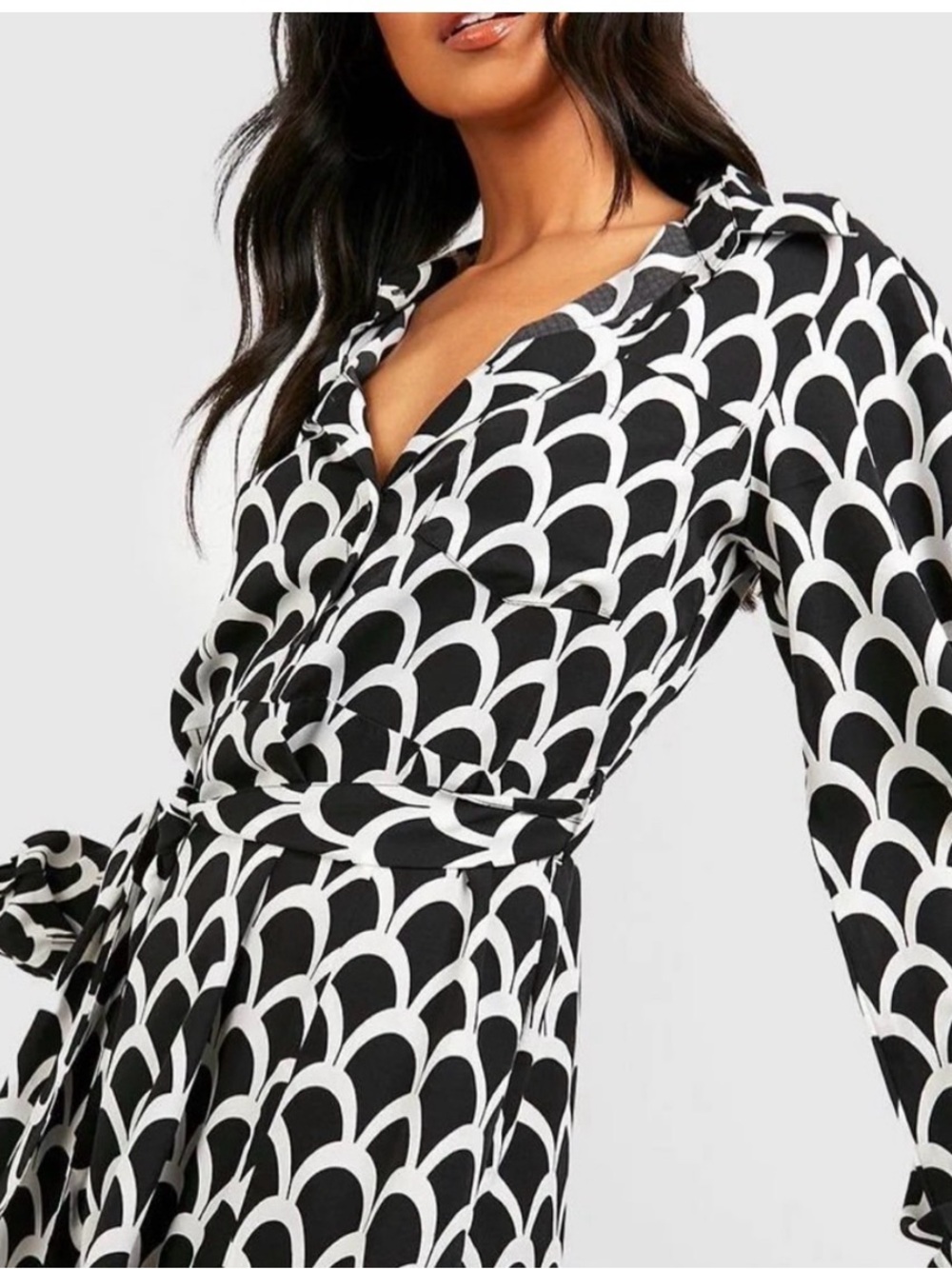 Zara Black and White Geometric Wrap Mini Dress - Picture 6 of 7